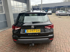 SEAT-Arona-4