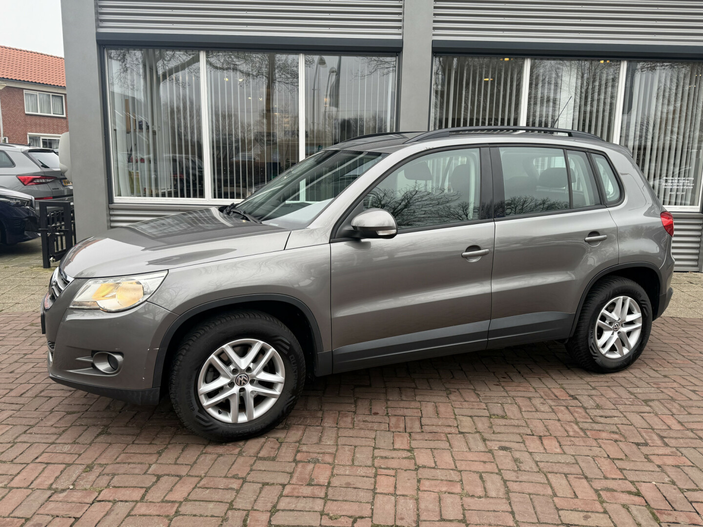 Volkswagen-Tiguan-23