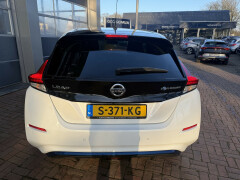 Nissan-Leaf-5