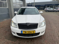 Škoda-Octavia-4