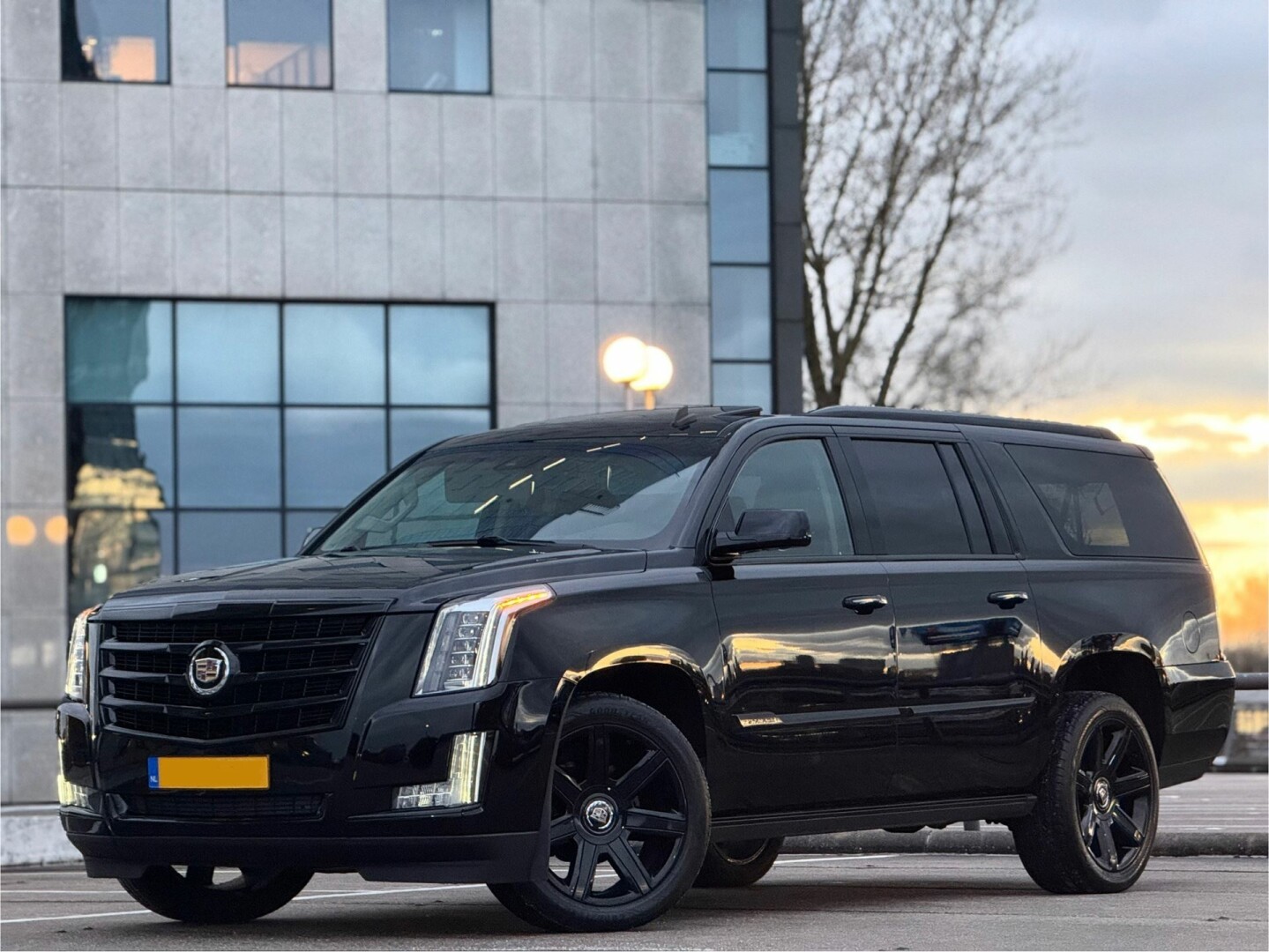 Cadillac-Escalade-11