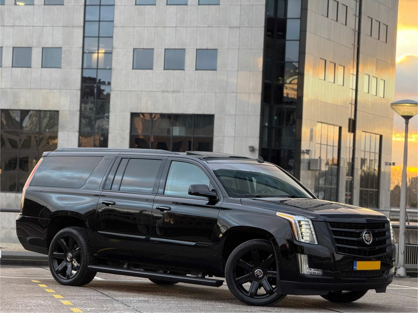 Cadillac-Escalade-12