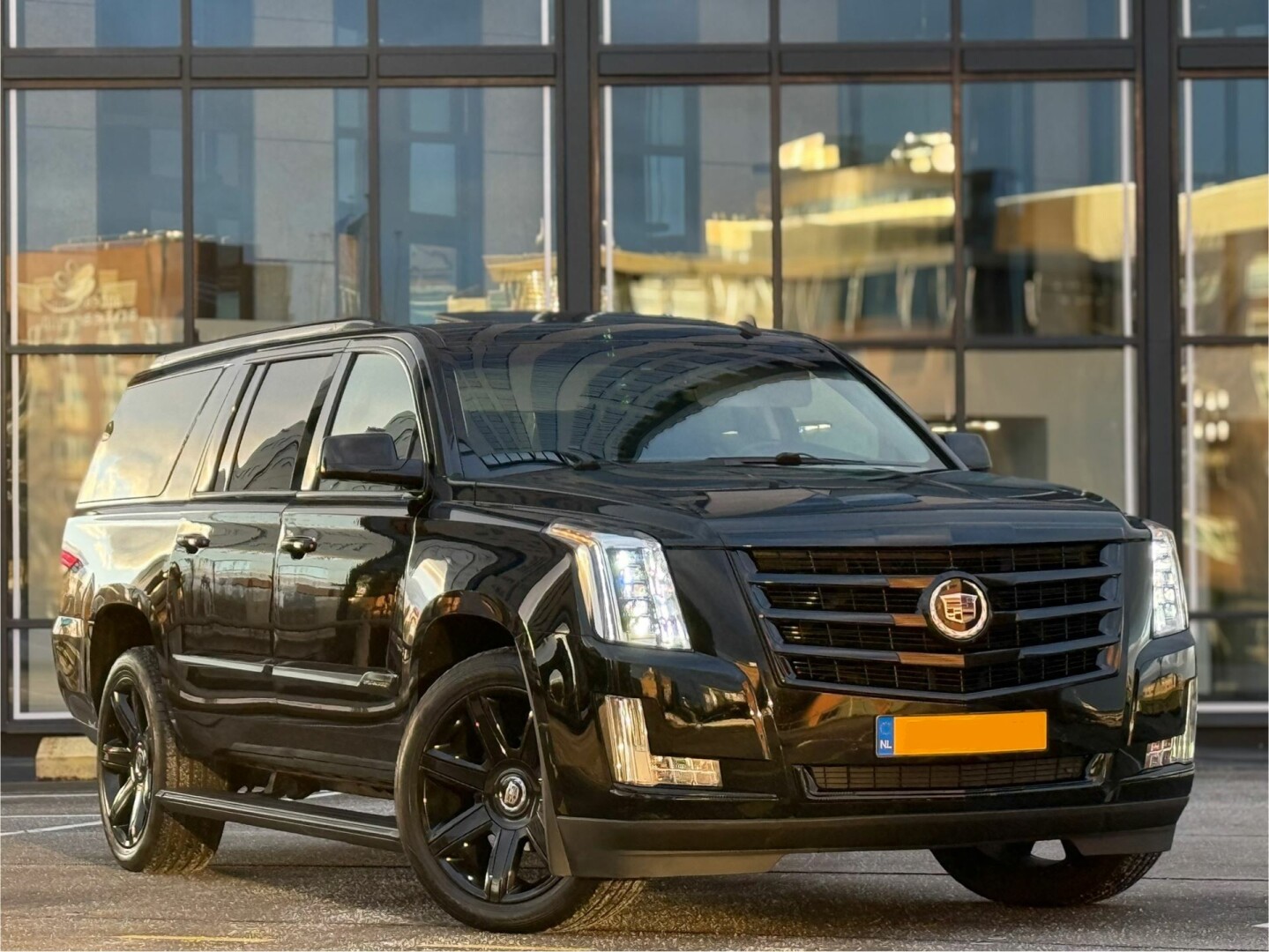 Cadillac-Escalade-89