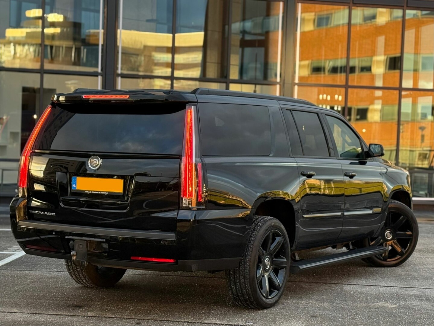 Cadillac-Escalade-92