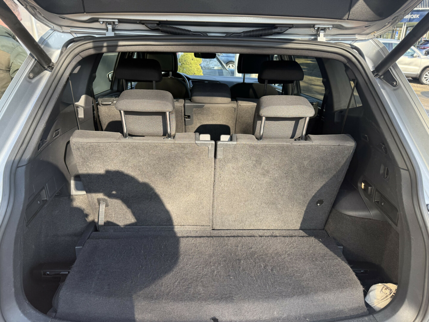 Volkswagen-Tiguan Allspace-9