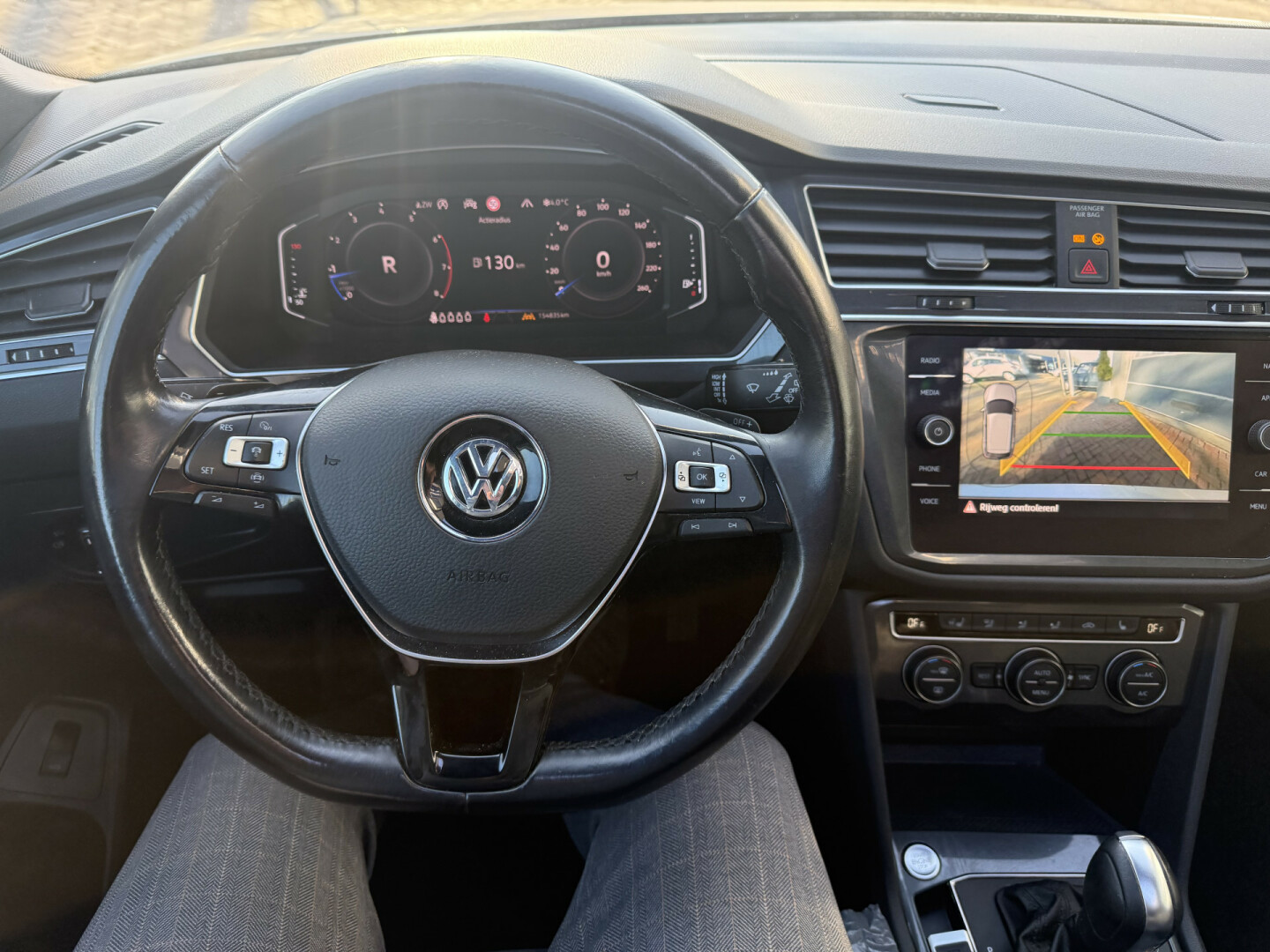 Volkswagen-Tiguan Allspace-91