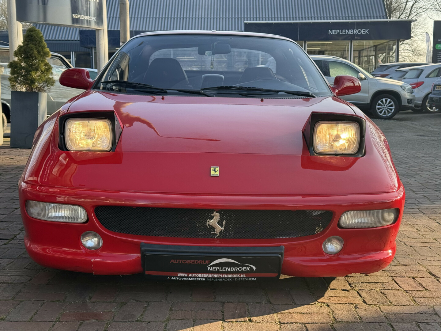 Ferrari-Turbo F355-2