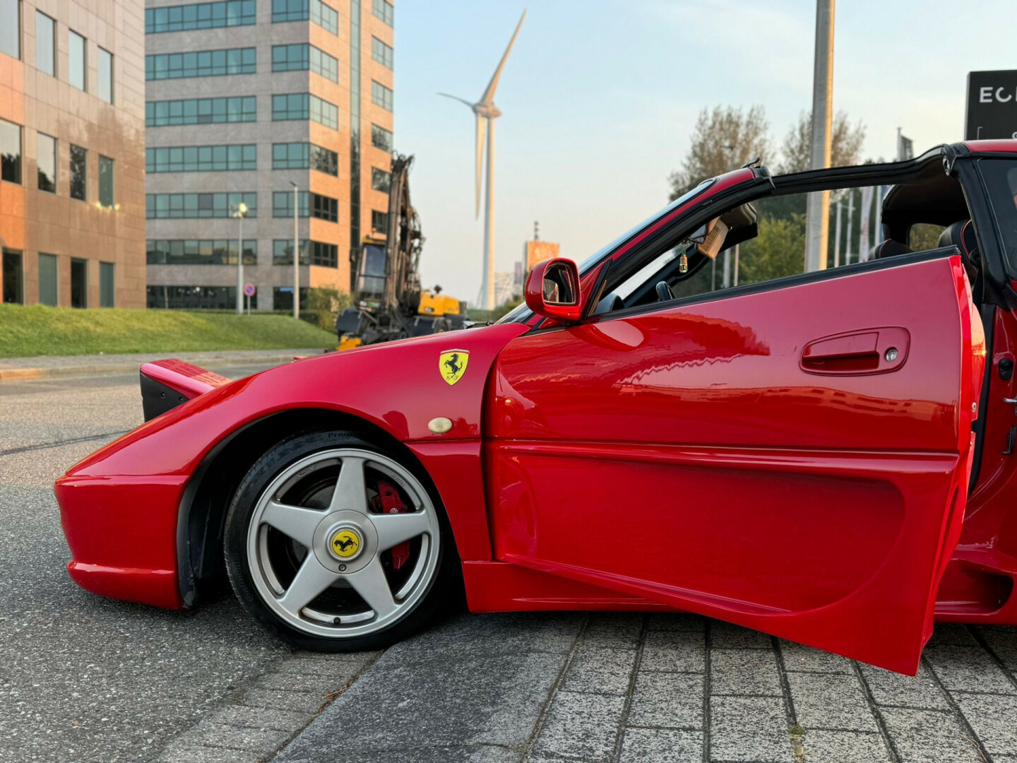 Ferrari-Turbo F355-22