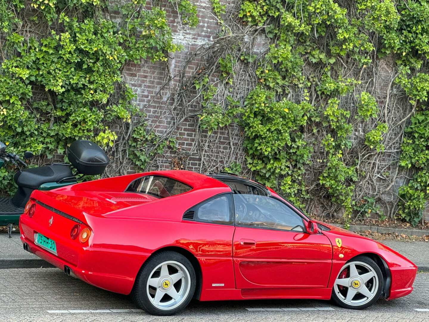 Ferrari-Turbo F355-42