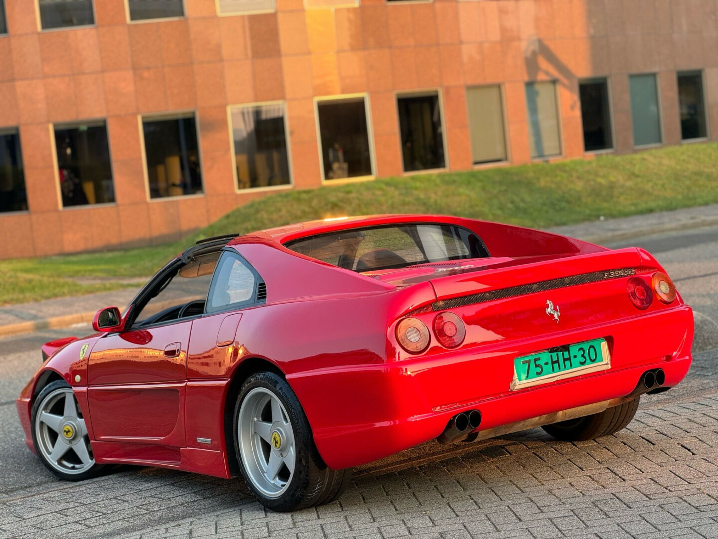 Ferrari-Turbo F355-70