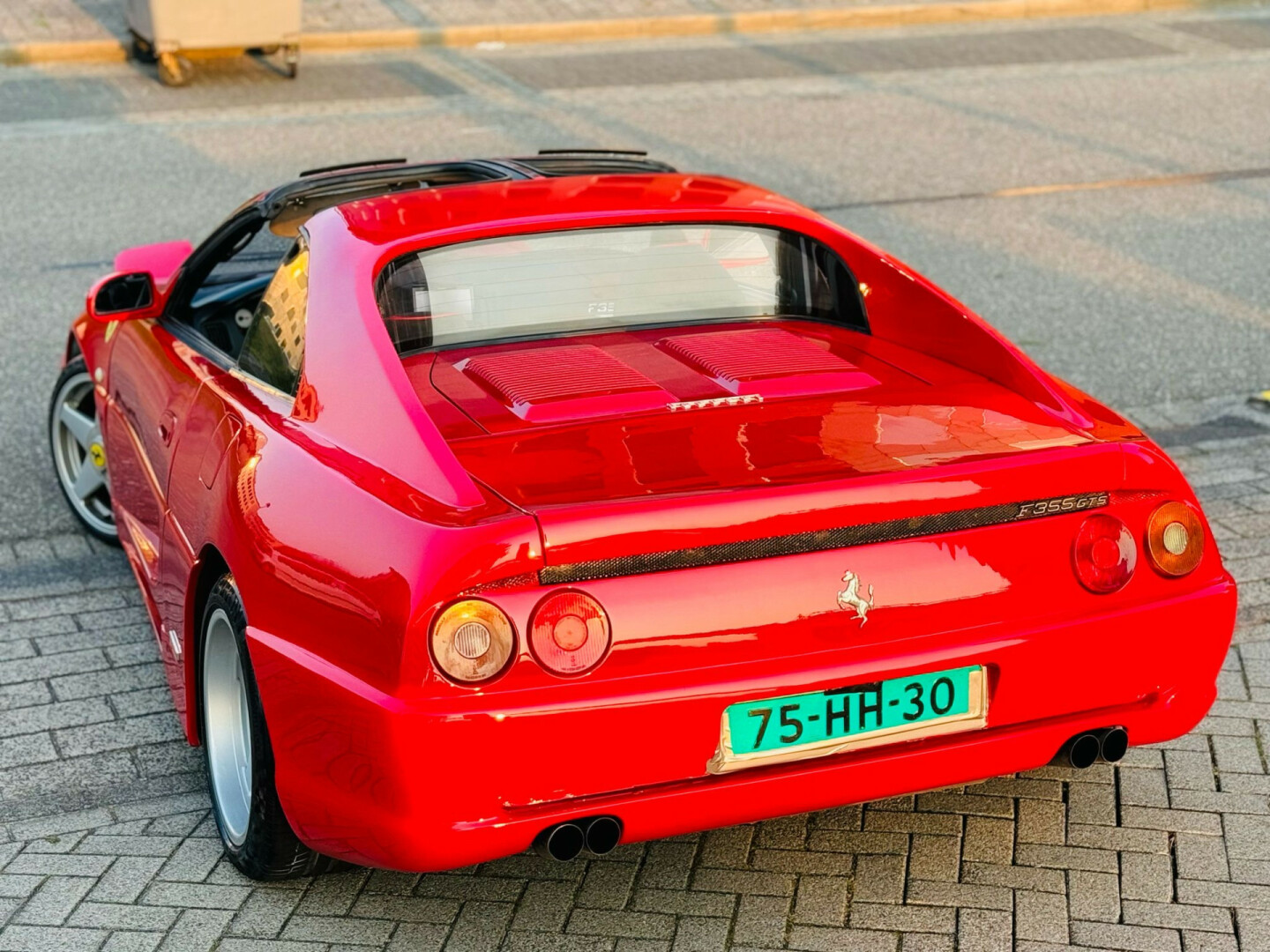 Ferrari-Turbo F355-80