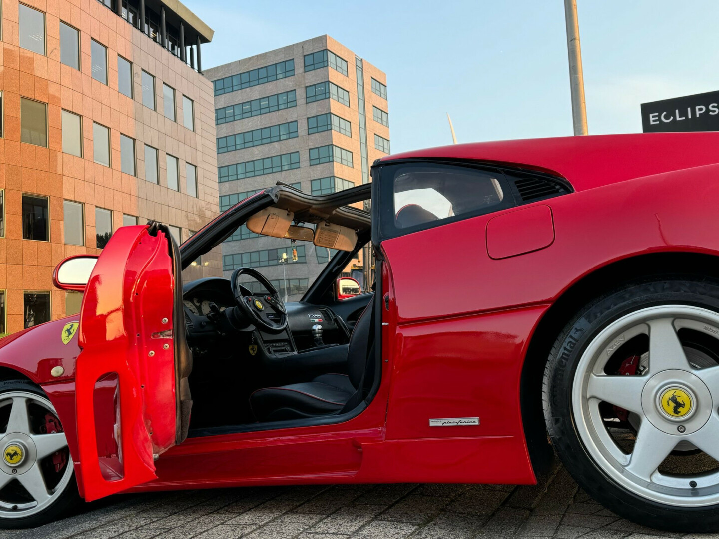 Ferrari-Turbo F355-85