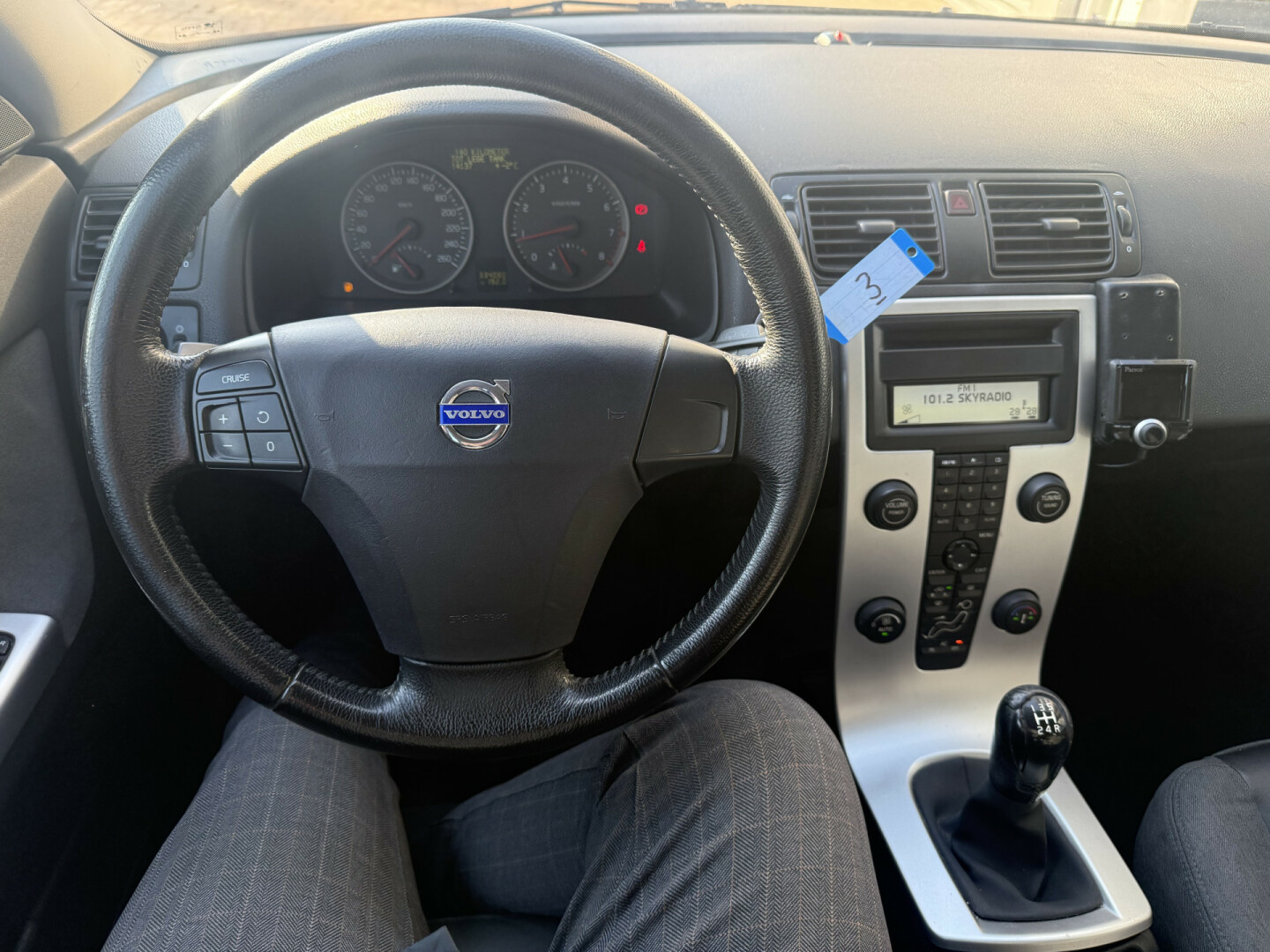 Volvo-V50-50