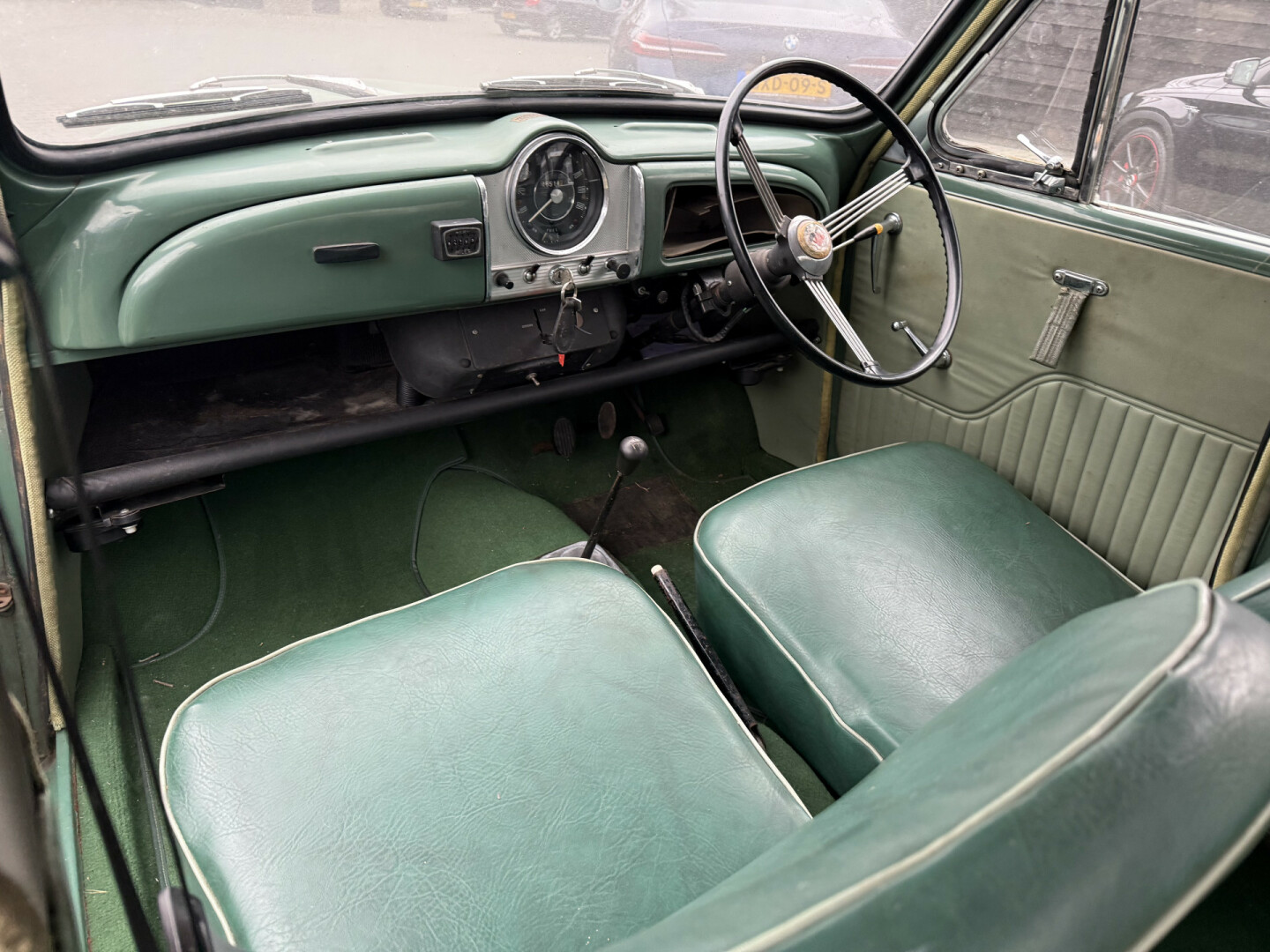 Morris-Minor 1970 groen-20