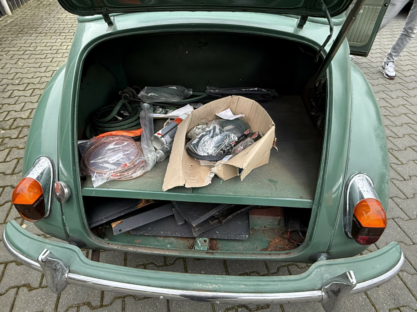 Morris-Minor 1970 groen-4